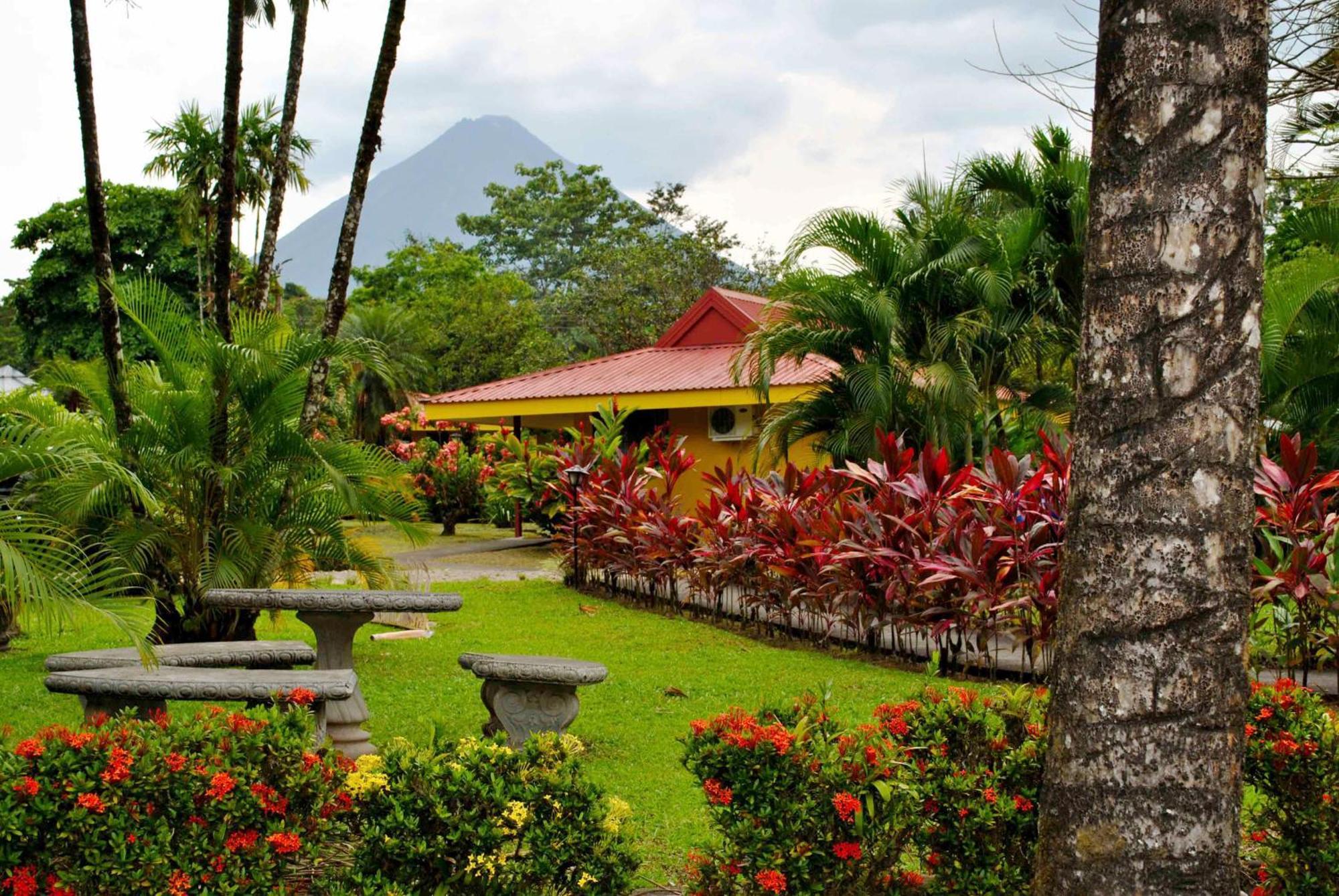 Hotel Arenal Country Inn La Fortuna Eksteriør bilde