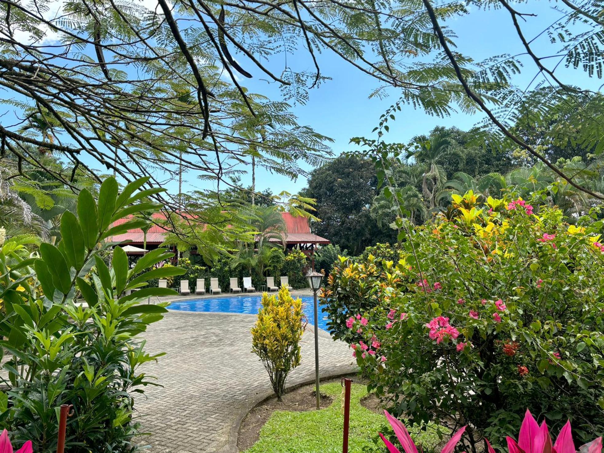 Hotel Arenal Country Inn La Fortuna Eksteriør bilde